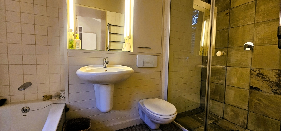 3 Bedroom Property for Sale in Middedorp Western Cape